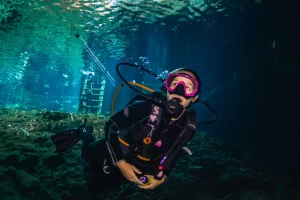MERGULHO NOS CENOTES DE TULUM com Robbie Schmittner
