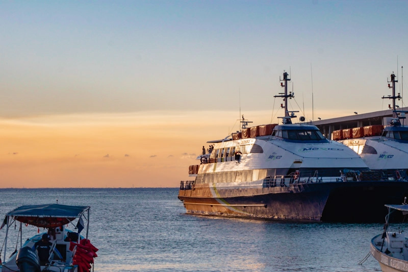 Como chegar em Cancun, saindo de Cozumel: balsa para Playa del Carmen