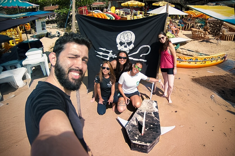 Com a Sea Shepherd Brasil e a Mar e Vida Eco Trip, na Limpeza de Praias em Ilhabela, Clean Up Day 2017