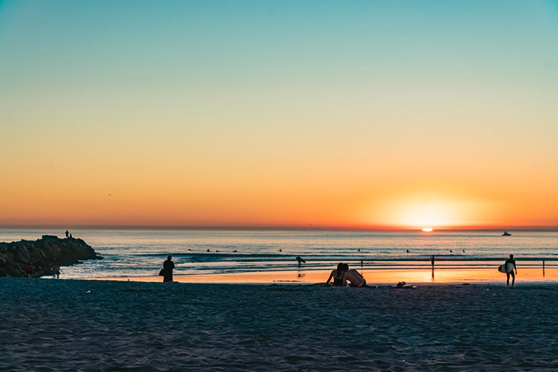 Pôr-do-sol na Califórnia (Oceanside, EUA).