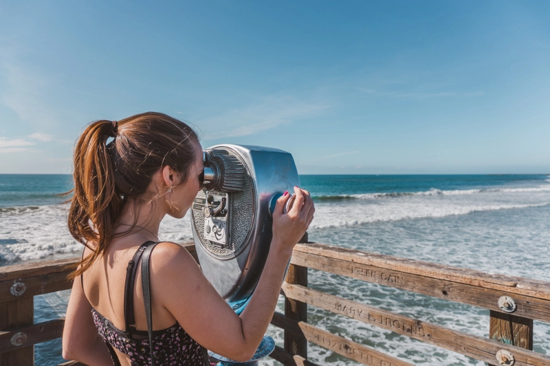 Binóculo clássico na California, na praia de Oceanside