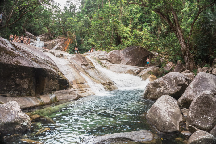 Cachoeira Josephine Falls em Cairns, Austrália