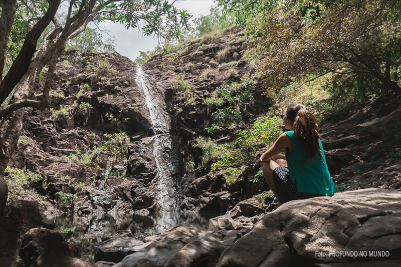Cachoeira de Attie Creek em Cardwell, Austrália
