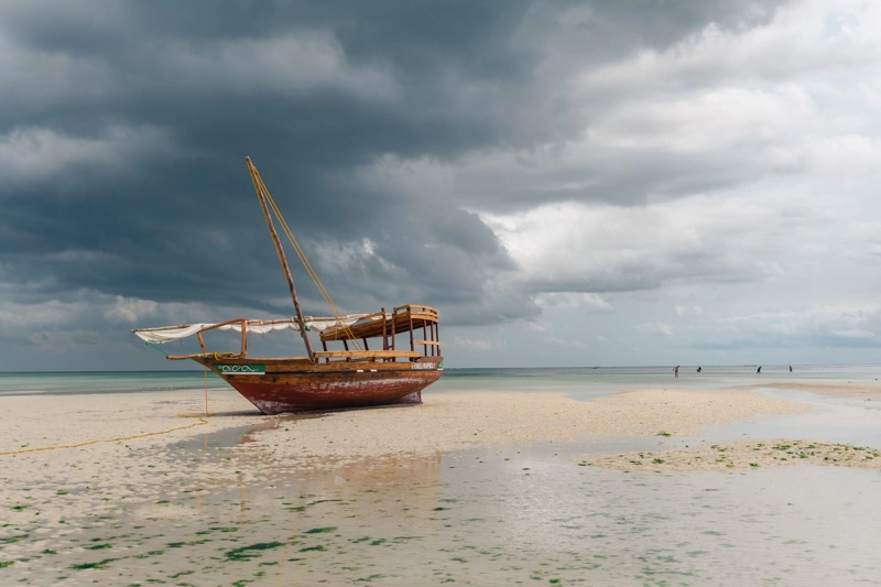 Maré baixa em Zanzibar