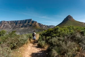 A trilha da Lion's Head é uma das coisas para fazer na Cidade do Cabo que não pode faltar no seu roteiro