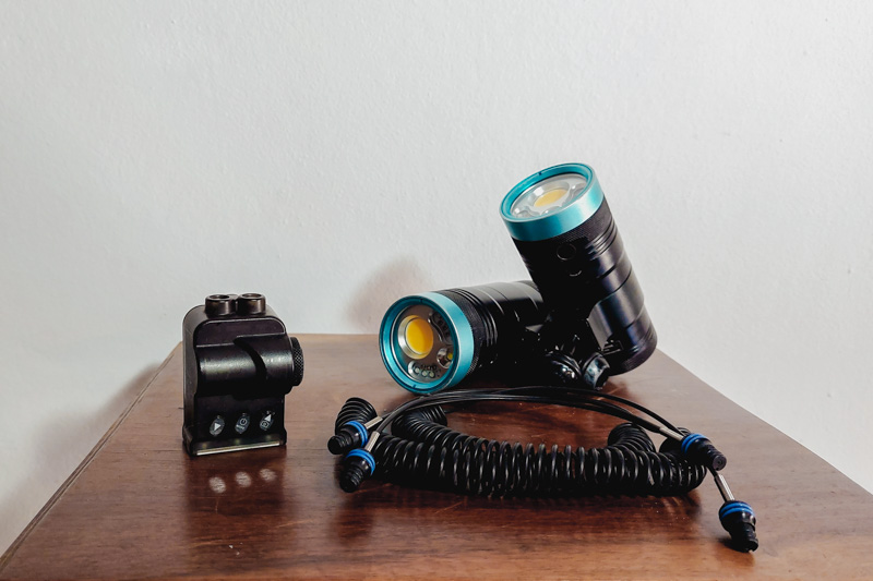 Equipamento fotosub: luzes de vídeo Kraken