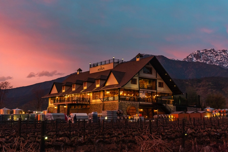 Por do Sol na vinícola Alyan Family Wines: o que fazer no Chile no inverno