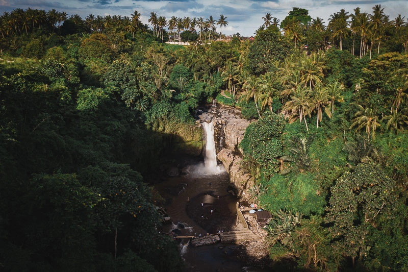 O que fazer em Bali: cachoeira Tegenungan